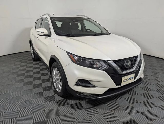 2021 Nissan Rogue Sport SV FWD photo