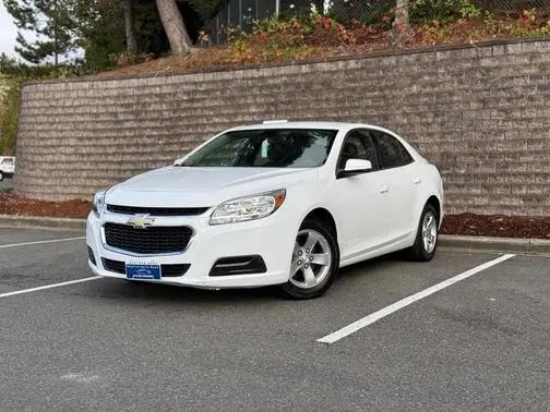 2015 Chevrolet Malibu LT FWD photo