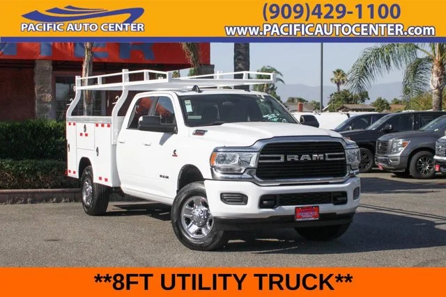 2021 Ram 3500 Big Horn 4WD photo
