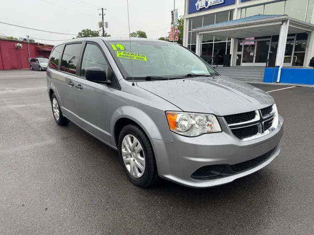 2019 Dodge Grand Caravan SE FWD photo