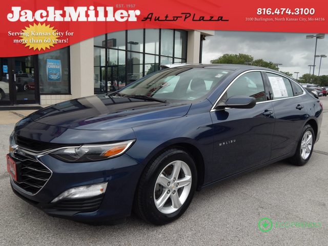 2022 Chevrolet Malibu LT FWD photo