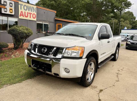 2015 Nissan Titan SV 4WD photo