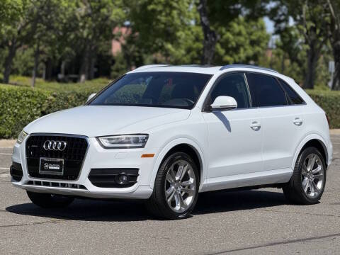 2015 Audi Q3 2.0T Prestige AWD photo