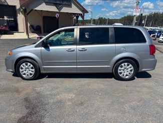 2016 Dodge Grand Caravan SE FWD photo
