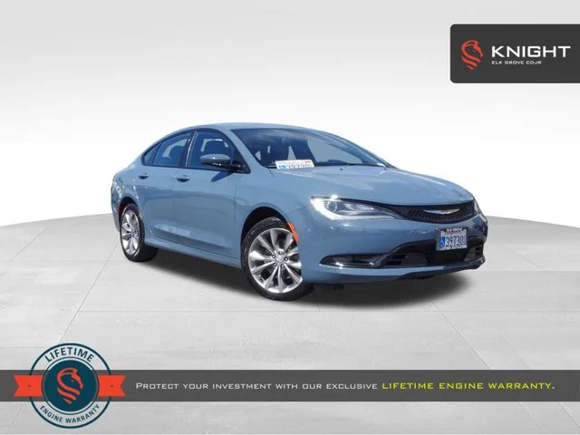 2015 Chrysler 200 S FWD photo