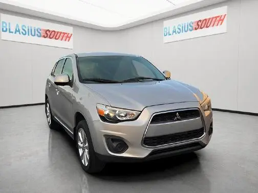 2015 Mitsubishi Outlander Sport ES FWD photo