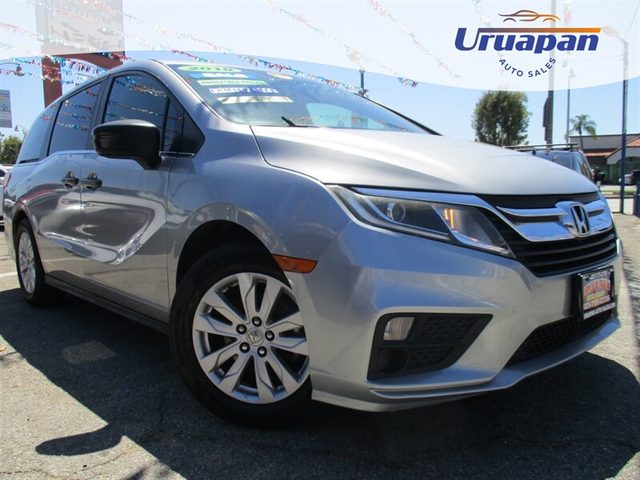 2018 Honda Odyssey LX FWD photo