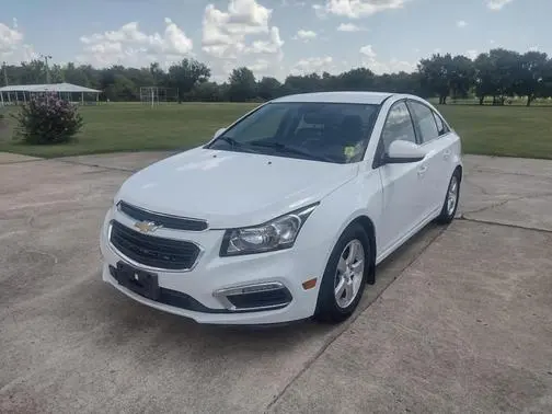2015 Chevrolet Cruze LT FWD photo