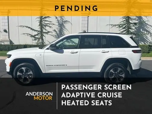 2023 Jeep Grand Cherokee  4WD photo