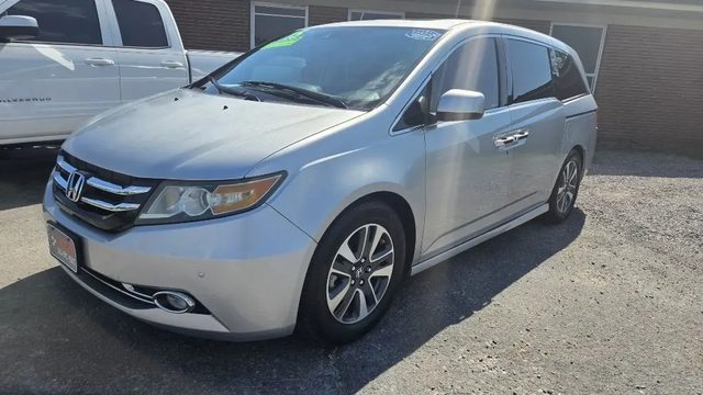 2015 Honda Odyssey Touring Elite FWD photo