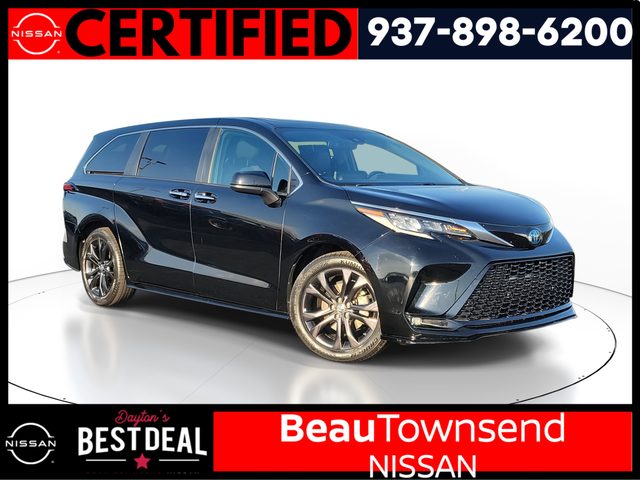 2023 Toyota Sienna XSE FWD photo