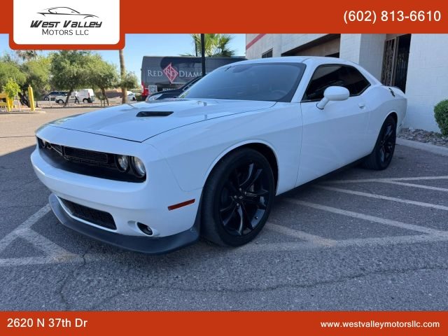2015 Dodge Challenger R/T Scat Pack RWD photo