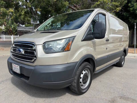 2017 Ford Transit Van RWD photo