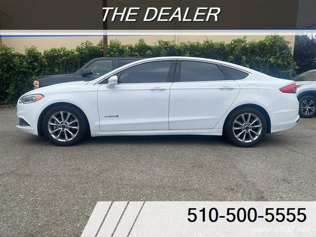 2018 Ford Fusion SE FWD photo