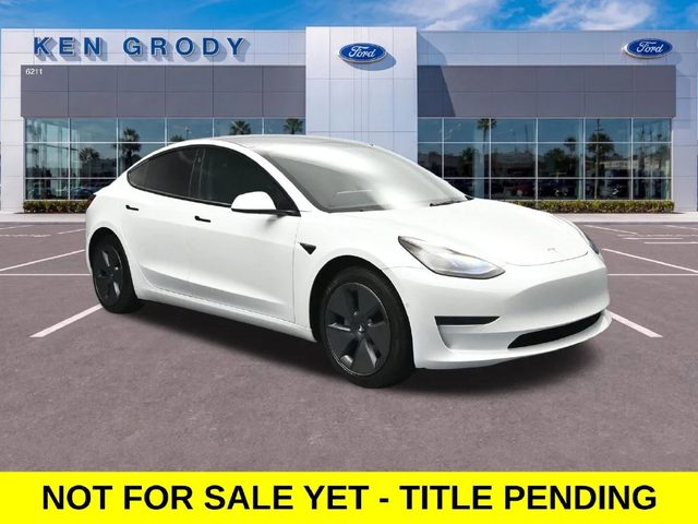 2022 Tesla Model 3  RWD photo