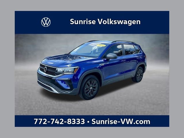 2022 Volkswagen Taos S FWD photo