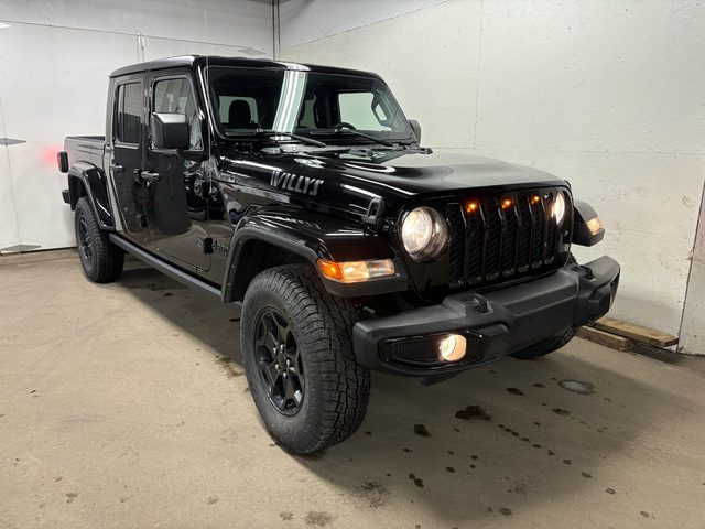 2022 Jeep Gladiator Willys Sport 4WD photo