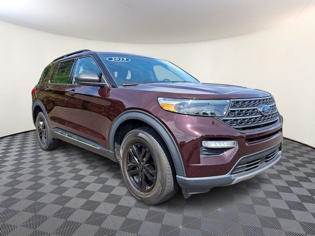 2022 Ford Explorer XLT 4WD photo