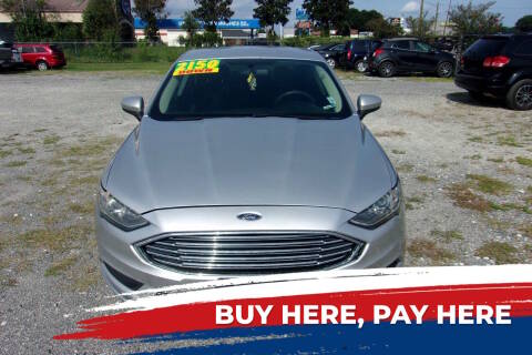 2017 Ford Fusion SE FWD photo