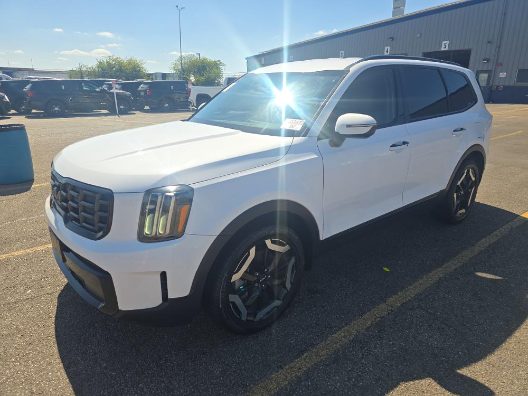 2023 Kia Telluride S FWD photo