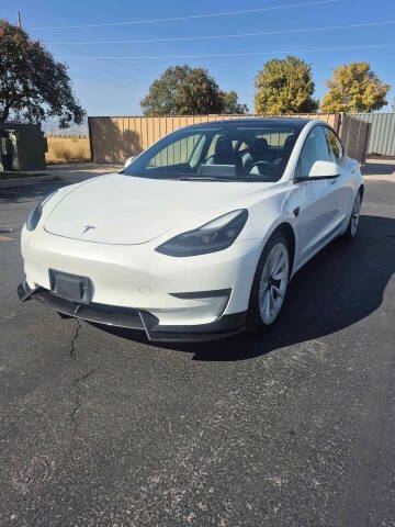2022 Tesla Model 3  RWD photo