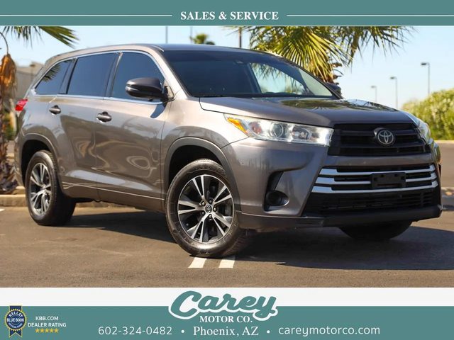 2018 Toyota Highlander LE FWD photo