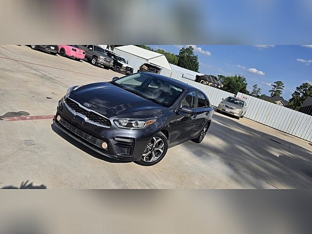 2021 Kia Forte LXS FWD photo