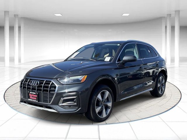 2022 Audi Q5 Premium Plus AWD photo