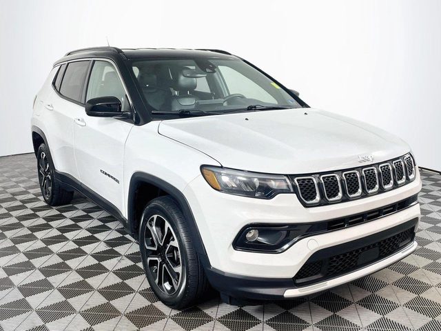 2023 Jeep Compass Limited 4WD photo