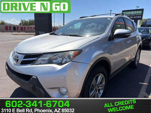 2015 Toyota RAV4 XLE FWD photo