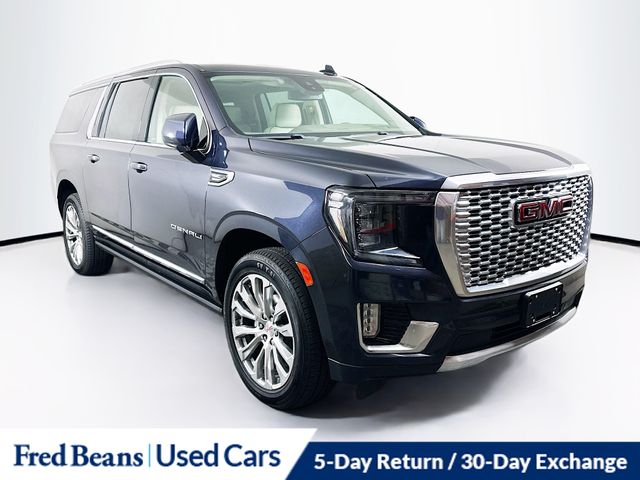 2023 GMC Yukon XL Denali 4WD photo