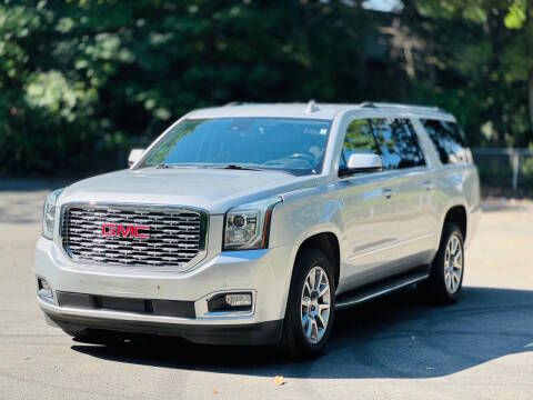 2020 GMC Yukon XL Denali RWD photo