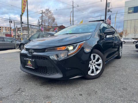 2022 Toyota Corolla LE FWD photo