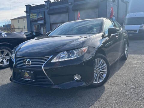2015 Lexus ES Crafted Line FWD photo