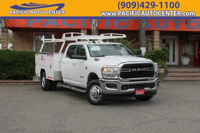 2021 Ram 3500 Big Horn 4WD photo