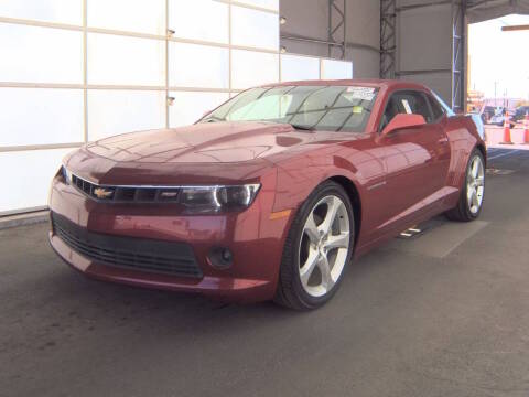 2015 Chevrolet Camaro LT RWD photo