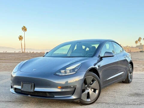 2022 Tesla Model 3 RWD photo