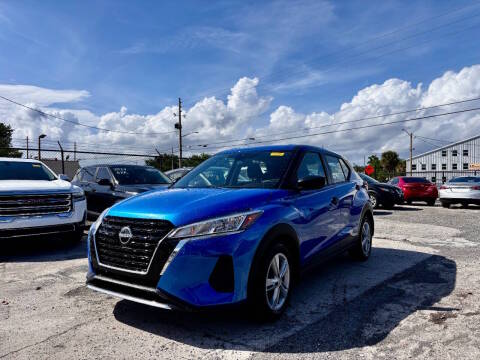 2022 Nissan Kicks S FWD photo