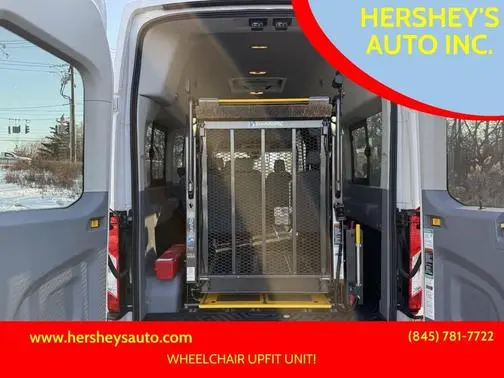 2019 Ford Transit Passenger Wagon XL RWD photo