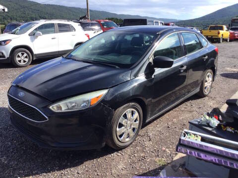 2015 Ford Focus S FWD photo
