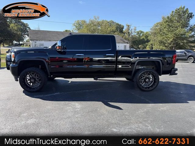 2015 GMC Sierra 2500HD Denali 4WD photo