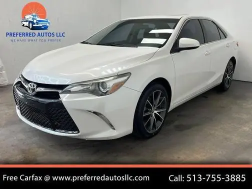 2015 Toyota Camry XSE FWD photo