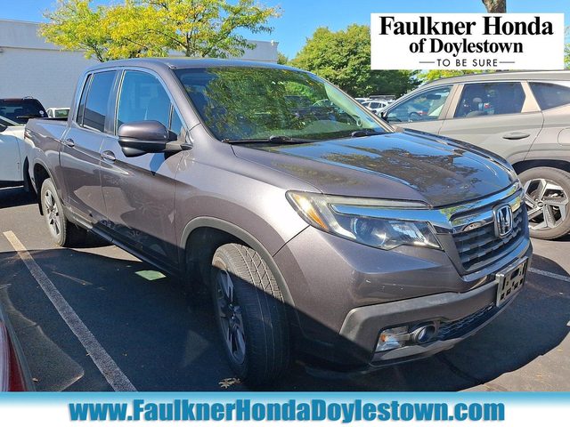 2019 Honda Ridgeline RTL-T AWD photo