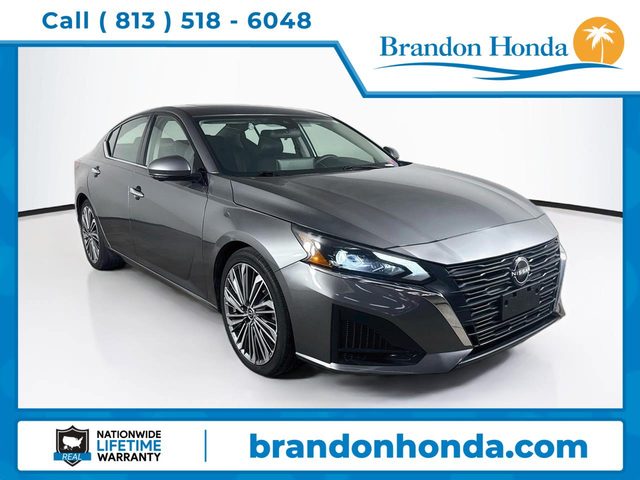 2023 Nissan Altima 2.5 SL FWD photo