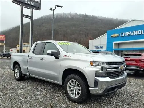 2021 Chevrolet Silverado 1500 LT 4WD photo