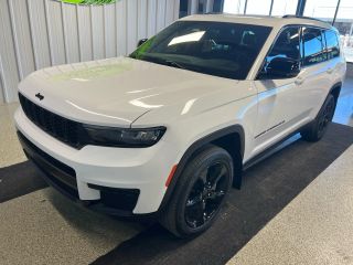 2023 Jeep Grand Cherokee L Altitude 4WD photo