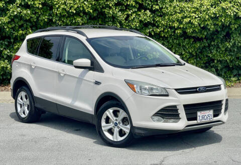 2015 Ford Escape SE FWD photo