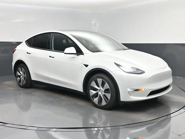 2021 Tesla Model Y Long Range AWD photo