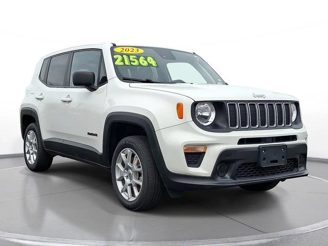 2023 Jeep Renegade Latitude 4WD photo