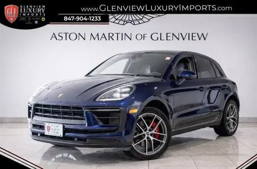 2022 Porsche Macan S AWD photo